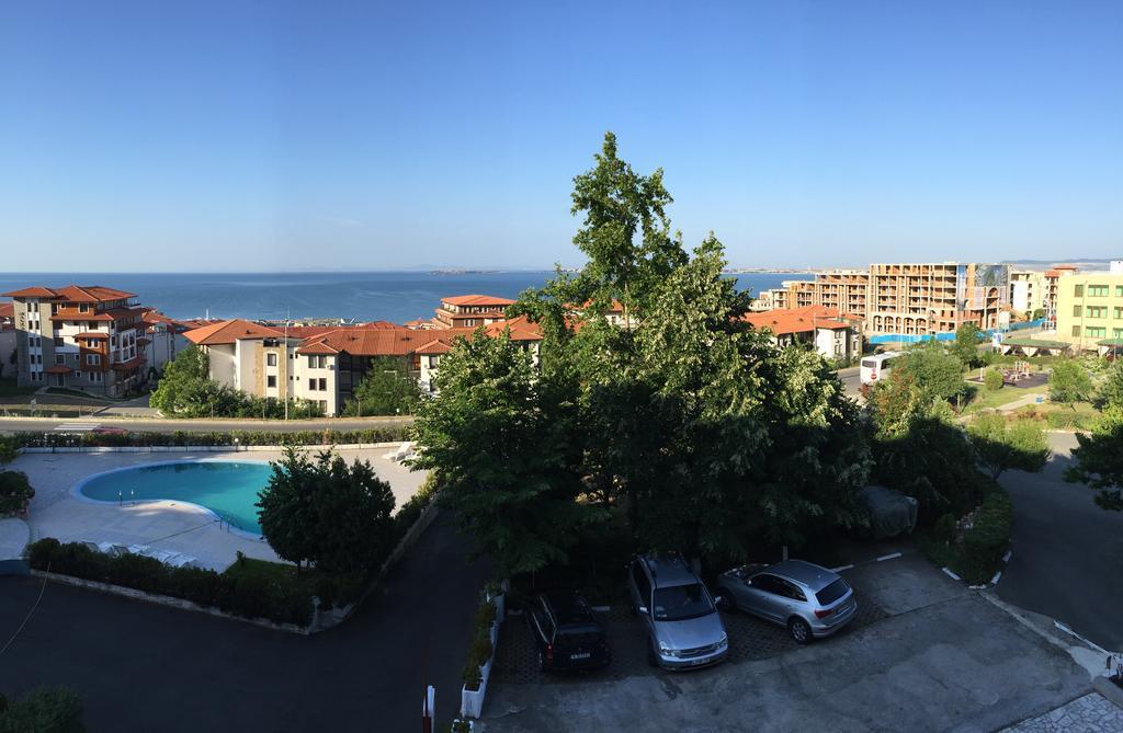 Yanis Guest House Święty Włas Zewnętrze zdjęcie