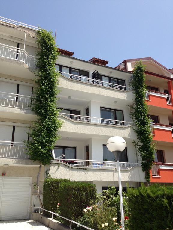 Yanis Guest House Święty Włas Zewnętrze zdjęcie